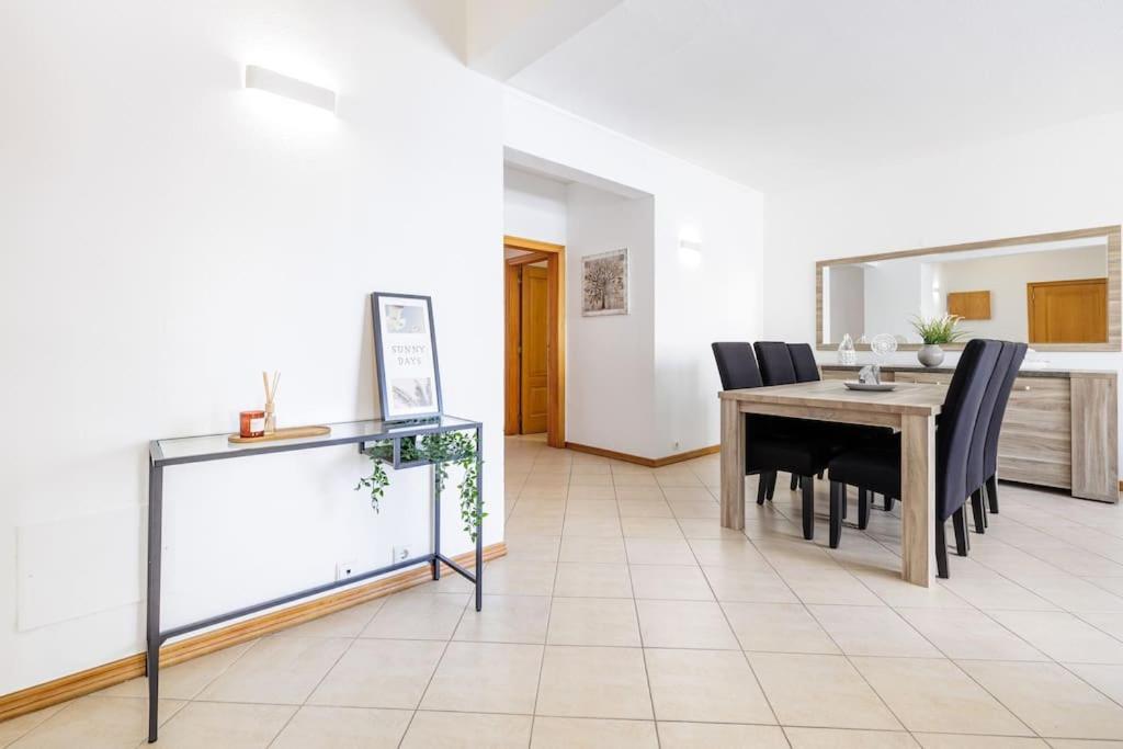 Sea-Front 1' Min! - Apartment With Ac & Wifi Куартейра Екстер'єр фото